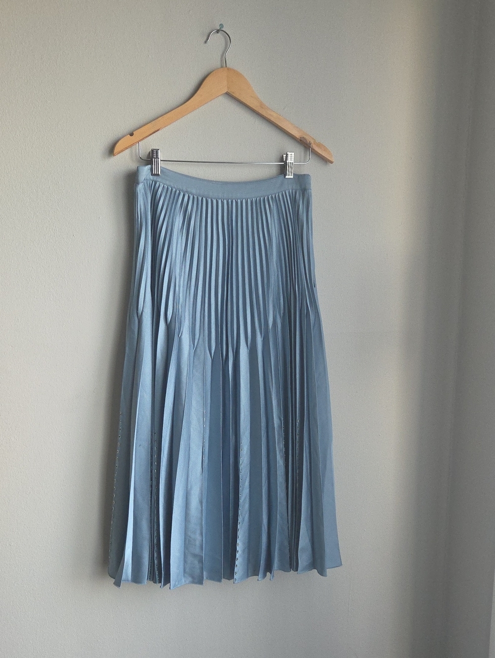 Reiss Light Blue Pleated Midi Skirt - Picture 3 of 11